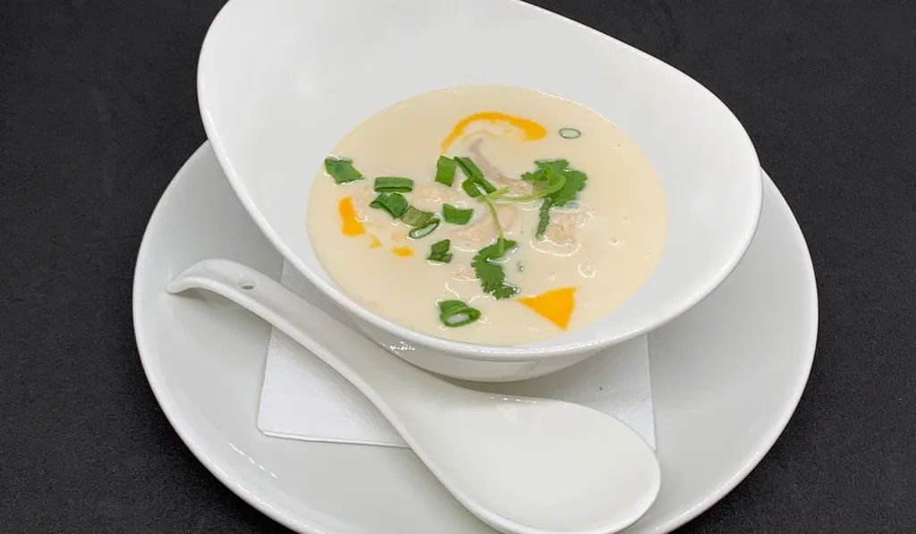 Tom kha kai